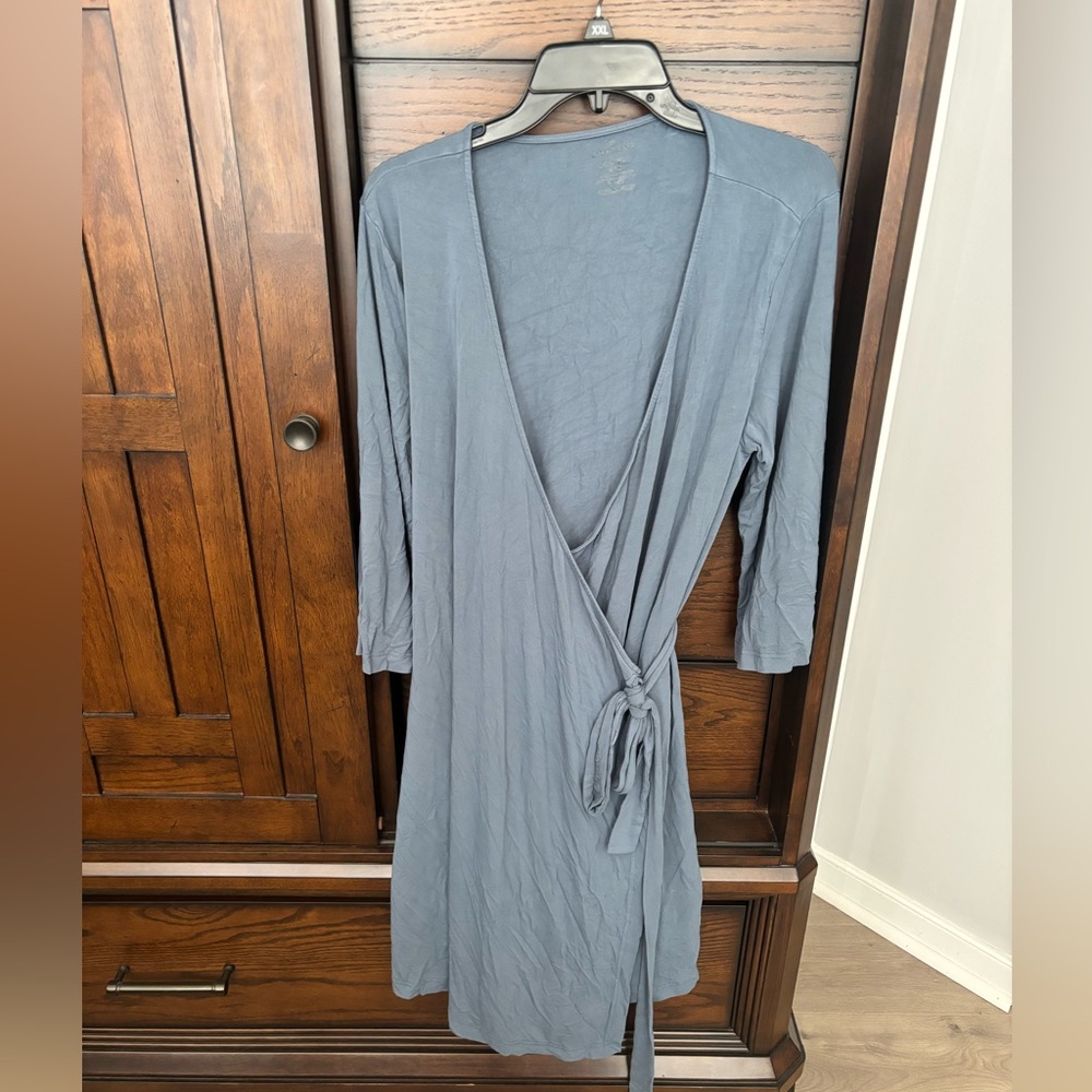Caden lane maternity robe in dusty blue